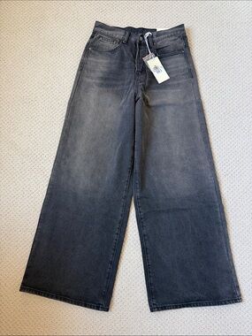MNML Men’s Wide-Leg High-Rise Jeans in Charcoal Black